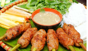 Nem lụi nướng sả ở Quảng Bình